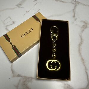 Gucci Vintage Interlocking Gold Key Holder